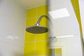 Rondo ONZ Sunny Apartment