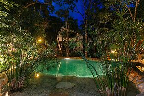 Nahouse Jungle Lodges
