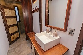 Nahouse Jungle Lodges