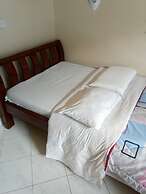 Paramount Guest House