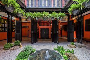 De Phanakron Boutique Hotel