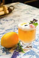 De Phanakron Boutique Hotel