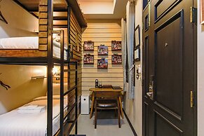 De Phanakron Boutique Hotel