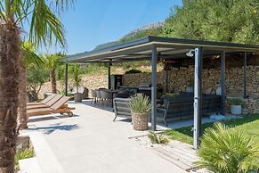 Dalmatian Oasis Luxury Villa