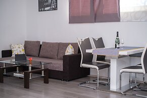 Split City Apartment