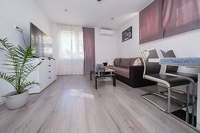 Split City Apartment