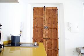 SimplyHosted Loft Rosario