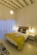 SimplyHosted Loft Rosario