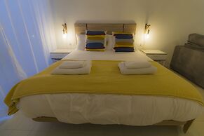 SimplyHosted Loft Rosario