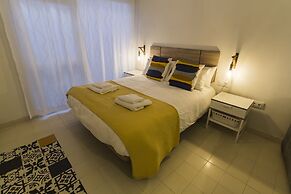 SimplyHosted Loft Rosario