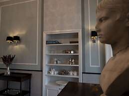 Ricciardelli Luxury Studios