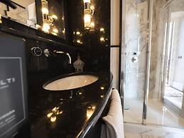 Ricciardelli Luxury Studios