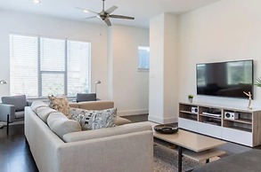 2-Bedroom Downtown Dallas Townhome
