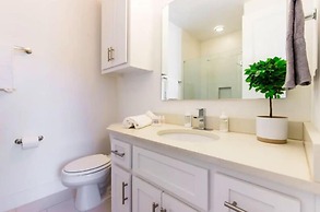 2-Bedroom Downtown Dallas Townhome