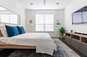 2-Bedroom Downtown Dallas Townhome