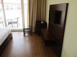 Sentara Hotel and Resort