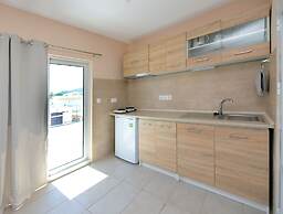 Happy Days Home Apartment and Studio