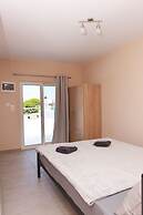 Happy Days Home Apartment and Studio