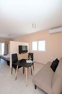 Happy Days Home Apartment and Studio