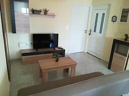 Happy Days Home Apartment and Studio