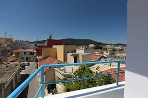 Happy Days Home Apartment and Studio