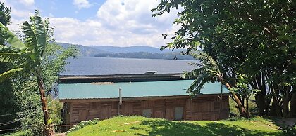 Gahiza Island Retreat