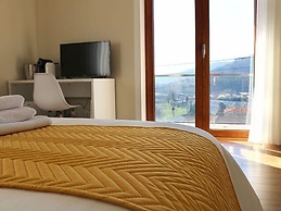 Villa Tavares Guest Houses