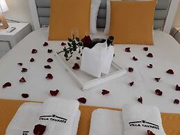 Villa Tavares Guest Houses