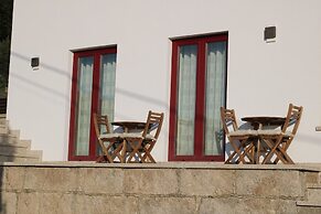 Villa Tavares Guest Houses