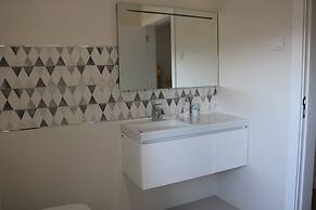 Villa Tavares Guest Houses