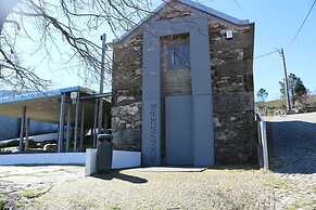 Villa Tavares Guest Houses