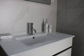 Villa Tavares Guest Houses