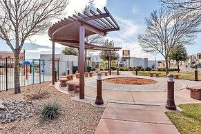 Family Fun Getaway #2333 5 Bedroom Townhouse by Redawning