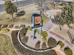 Family Fun Getaway #2333 5 Bedroom Townhouse by Redawning