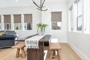 19 At Bloomington Country Club 3 Bedroom Condo by Redawning