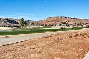 19 At Bloomington Country Club 3 Bedroom Condo by Redawning