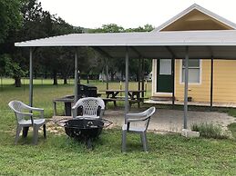 Sunflower Rr9122sf 1 Bedroom Home by RedAwning