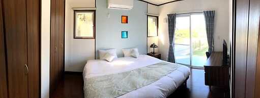 Blue moon in Sesokojima