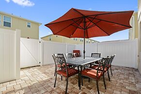 Family Friendly 4 Bedroom close to Disney in Orlando Area 5126A