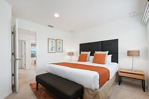 Amazing Three Bedrooms w Spa/Jacuzzi close Disney @ Encantada 3012