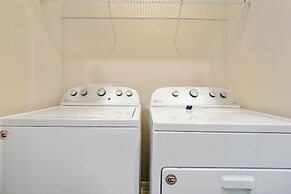 Four Bedroom Sleeps 10 w/GameRoom 5152A