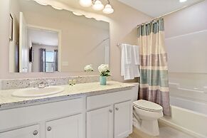 Four Bedroom Sleeps 10 w/GameRoom 5152A