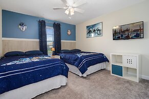 Four Bedroom Close to Disney w/ Screened Pool @StoreyLake 4910