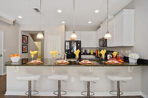 Stunning 4Bd Sleeps9 w Jacuzzi Close to Disney @ Compass Bay 5113