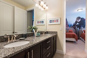 Wonderful 8Bd w/ Pool & GameRoom @ Encore 461