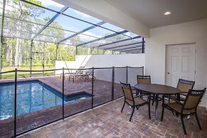 Luxury 5 Bedroom w/ Private Pool Close to Disney 8875