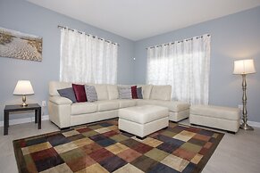 Stunning 5 Bd Home w/ Pool Close to Disney 4822