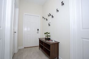 Stunning 5 Bd Home w/ Pool Close to Disney 4822