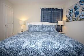 Stunning 5 Bd Home w/ Pool Close to Disney 4822