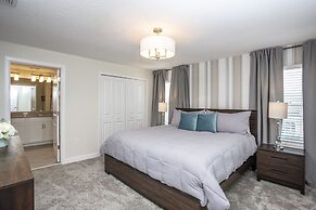 Sanitized! Gorgeous Family Getaway 4Bd Home w/ Pool Close to Disney 49